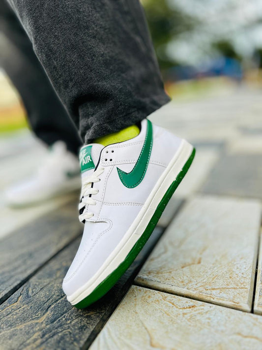 Nike Dunk WHITE GREEN