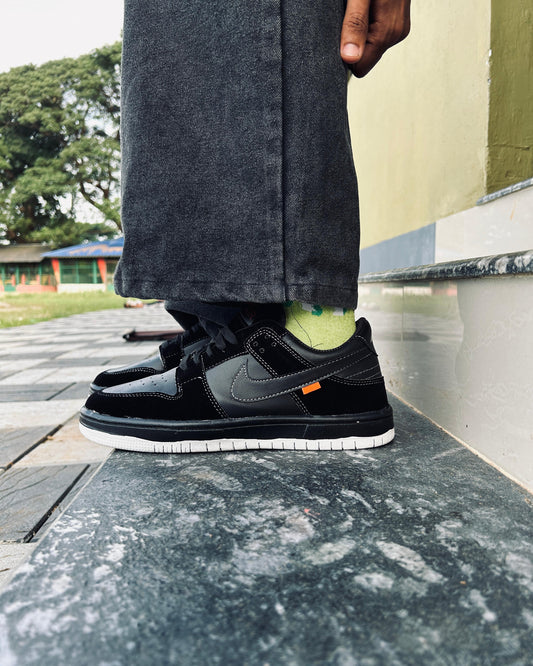 Nike SB Dunk Black
