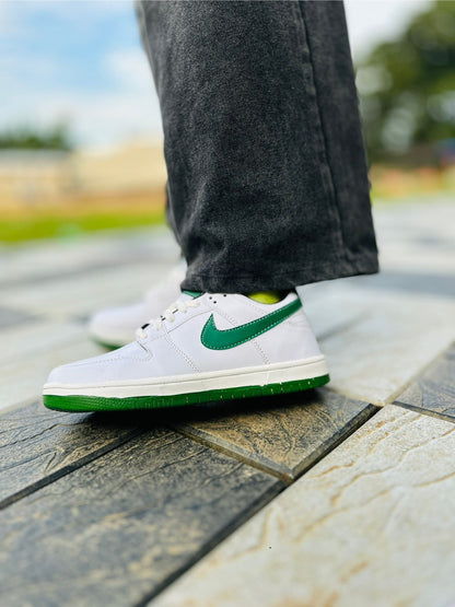 Nike Dunk WHITE GREEN