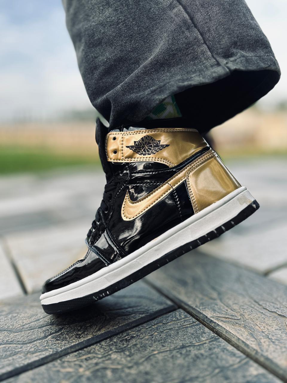 Nike AIR JORDAN  BLACK GOLD