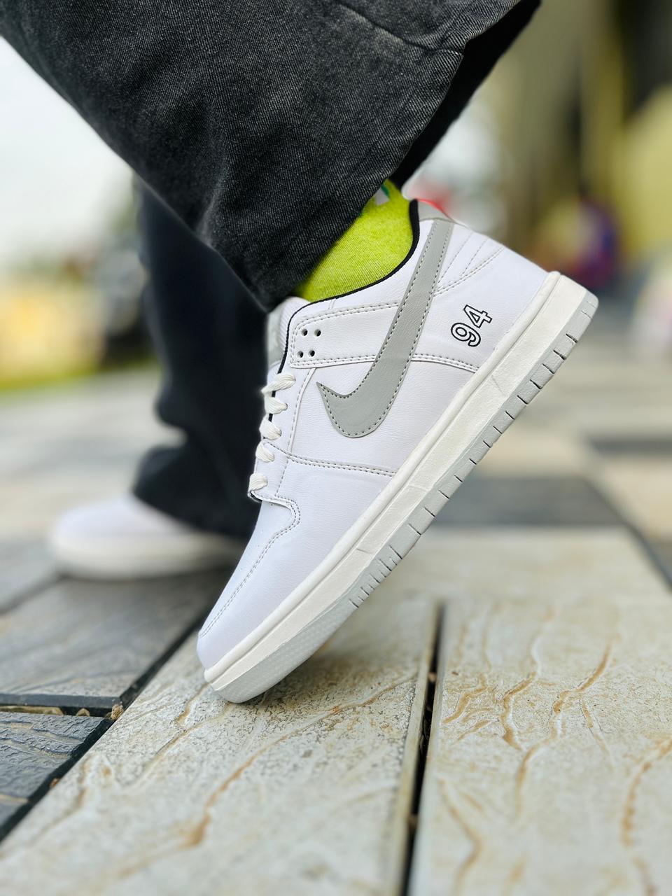 Nike SB Dunk Supreme 94