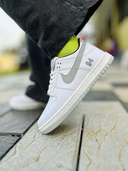 Nike SB Dunk Supreme 94