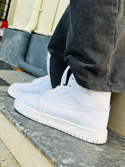 Nike AIR JORDAN TRIPLE WHITE