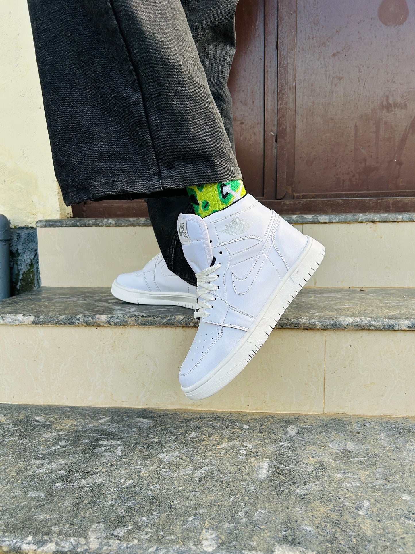 Nike AIR JORDAN TRIPLE WHITE